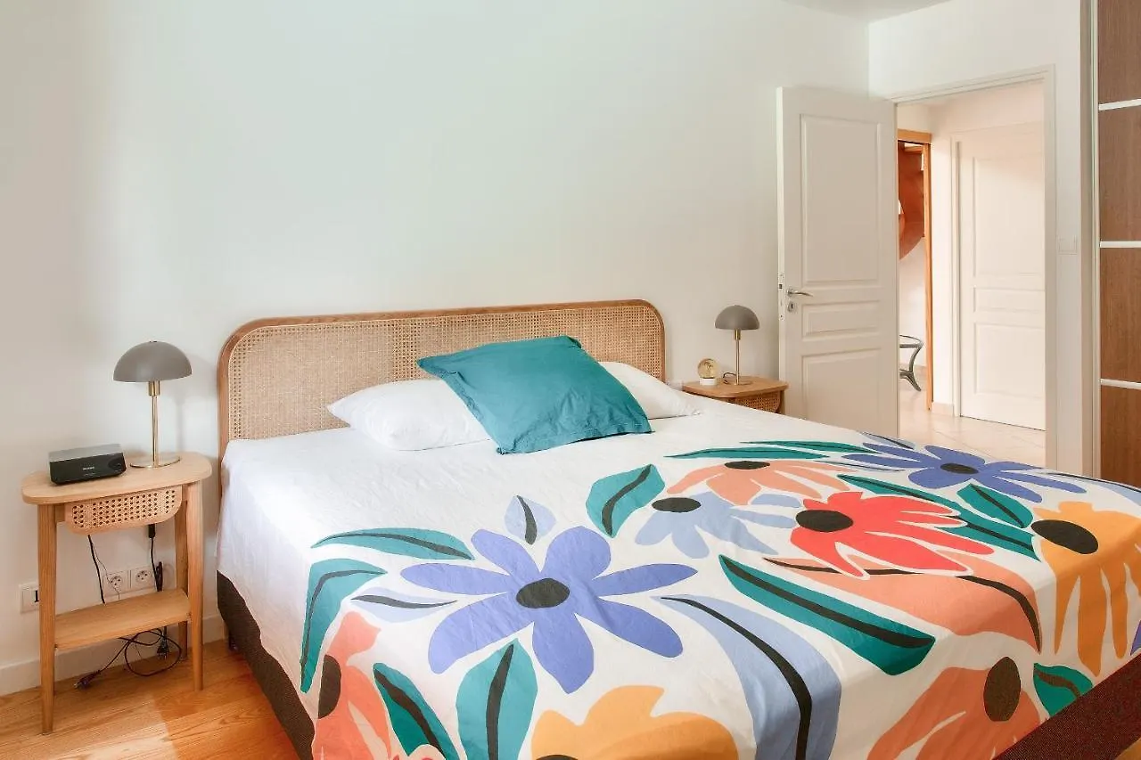 Holiday home Jardin Et Piscine - 1Km De La Plage De Mousterlin Fouesnant France